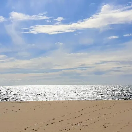 The Shore @ Atlantic - Waterfront House, Tiny Pool, Terrasse Semesterbostad Espinho (Aveiro)