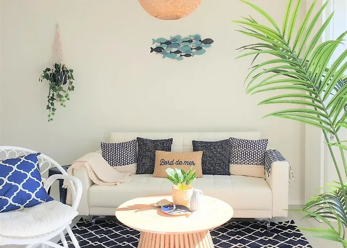 The Shore @ Atlantic - Waterfront House, Tiny Pool, Terrasse Prázdninový dům