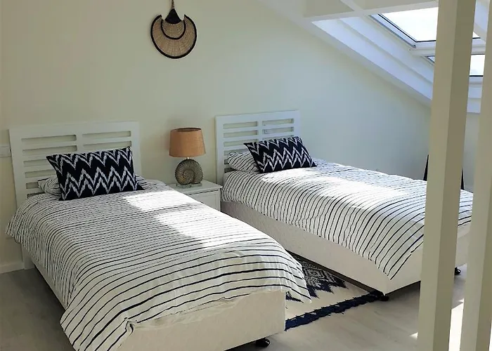 The Shore @ Atlantic - Waterfront House, Tiny Pool, Terrasse Prázdninový dům