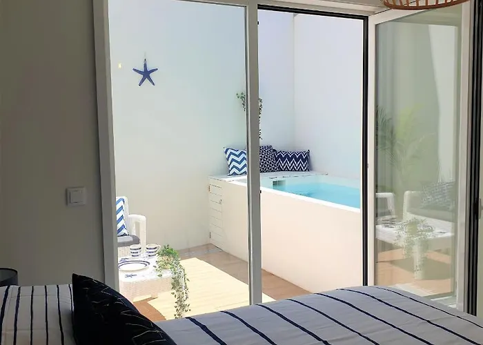 The Shore @ Atlantic - Waterfront House, Tiny Pool, Terrasse Prázdninový dům